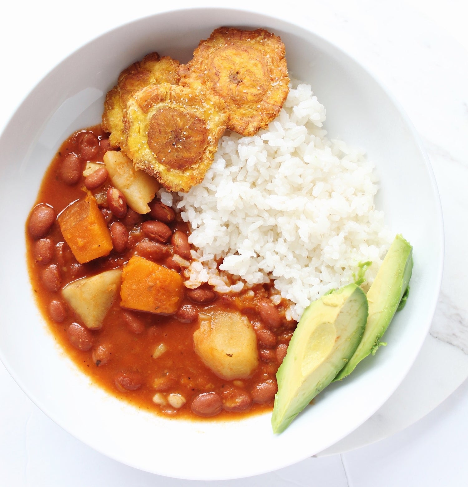 Habichuelas Guisadas y Arroz Blanco
