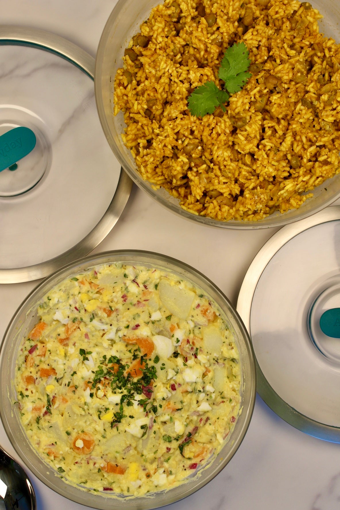 Arroz con Gandules y Ensalada Rusa