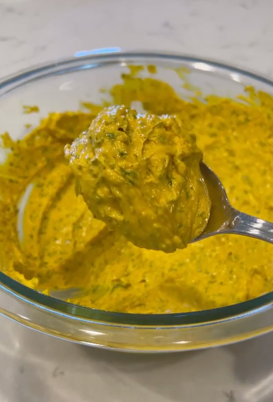 Sazón Butter & Camarones al Ajillo