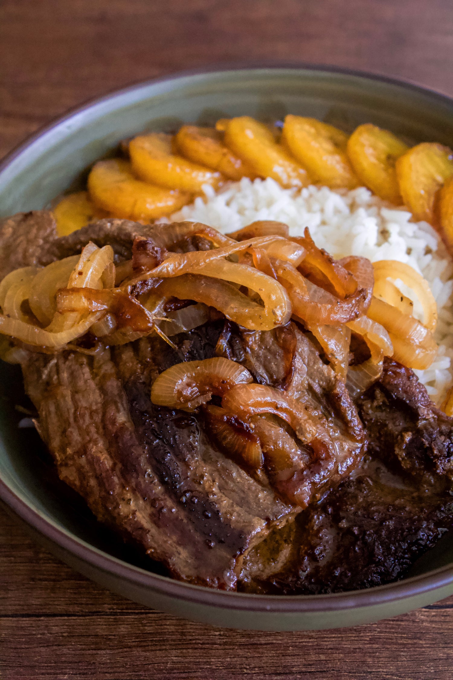 Bistec Encebollado